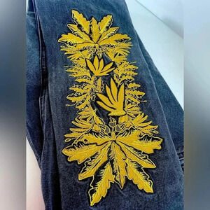Vintage AKOO Faded Distressed Black Gold Jeans Embroidered Leaf Detail 36 0011